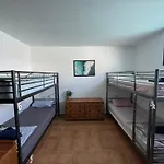62 旅馆 *